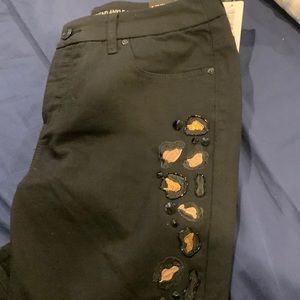 Ladies black decorative jeans by Chico’s